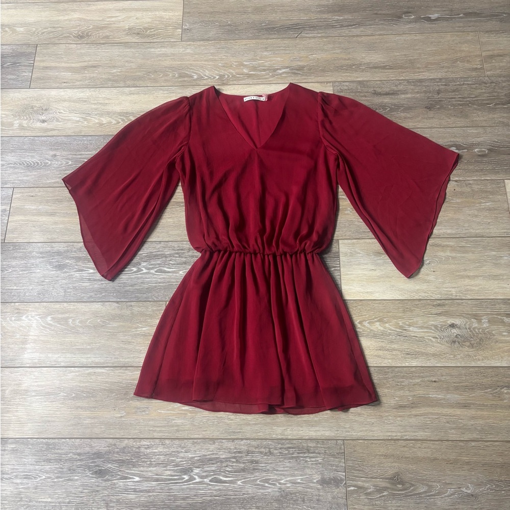 Alice + Olivia Lyla Blouson Dress Sz XS Flutter Sleeve Holiday Love Party Date